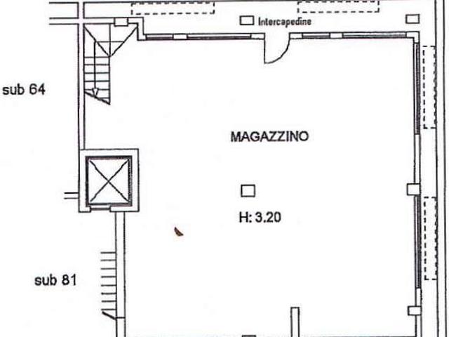 Locale Commerciale in vendita a Termoli, Molise