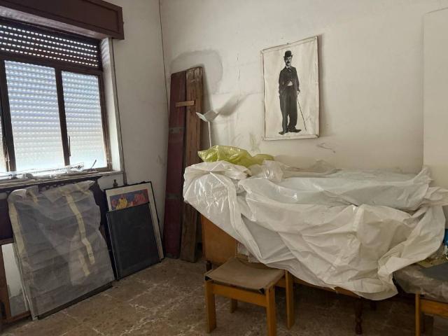 Locale Commerciale in vendita a Terni, Umbria
