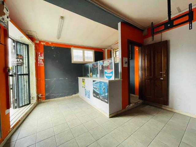 Locale Commerciale in vendita a Borgo Cipollata, Terracina