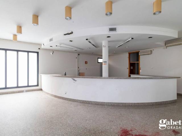Locale Commerciale in vendita a Terre Roveresche, Marche