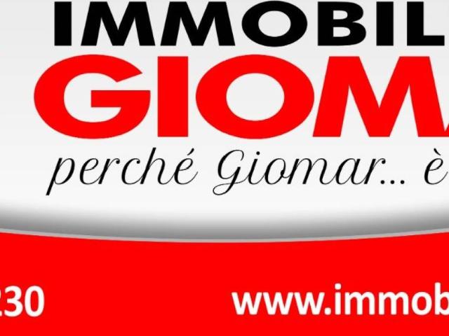 Locale Commerciale in vendita a Teverola, Campania
