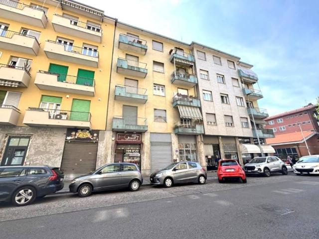 Locale Commerciale in vendita a Circoscrizione 5, Piemonte