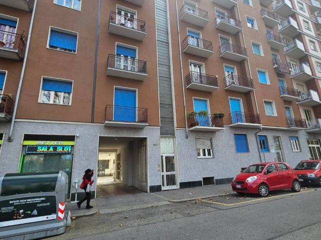 Locale Commerciale in vendita a Circoscrizione 6, Piemonte