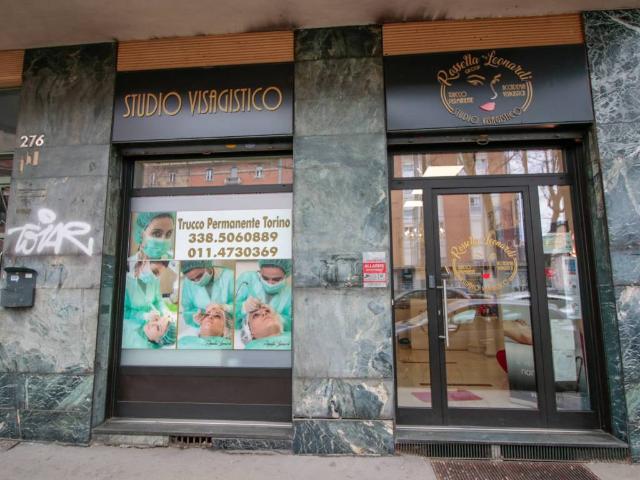 Locale Commerciale in vendita a Circoscrizione 4, Piemonte