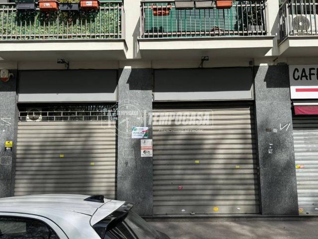 Locale Commerciale in vendita a Circoscrizione 6, Piemonte