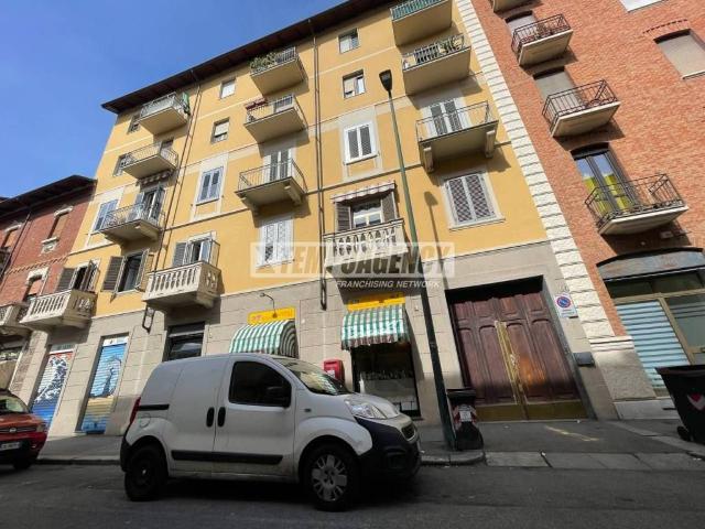 Locale Commerciale in vendita a Circoscrizione 4, Piemonte