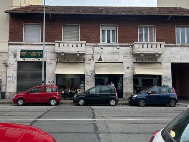 Locale Commerciale in vendita a Circoscrizione 7, Piemonte
