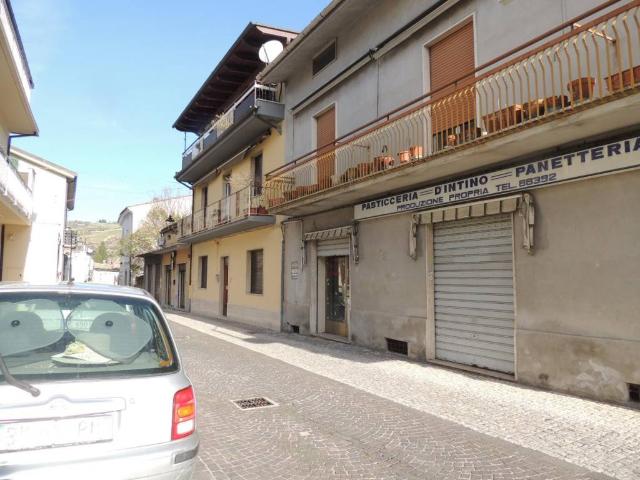Locale Commerciale in vendita a Torre De' Passeri, Abruzzo