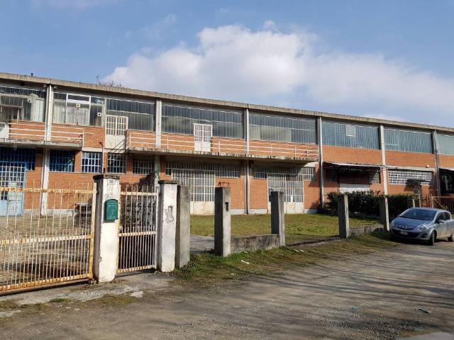Locale Commerciale in vendita a Santa Margherita, Piemonte