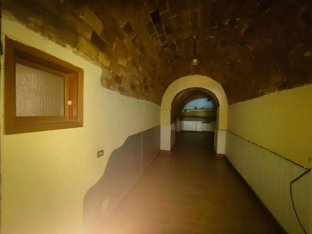 Locale Commerciale in vendita a Torrevecchia Teatina, Abruzzo