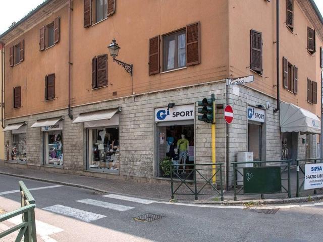 Locale Commerciale in vendita a Piemonte, Alessandria