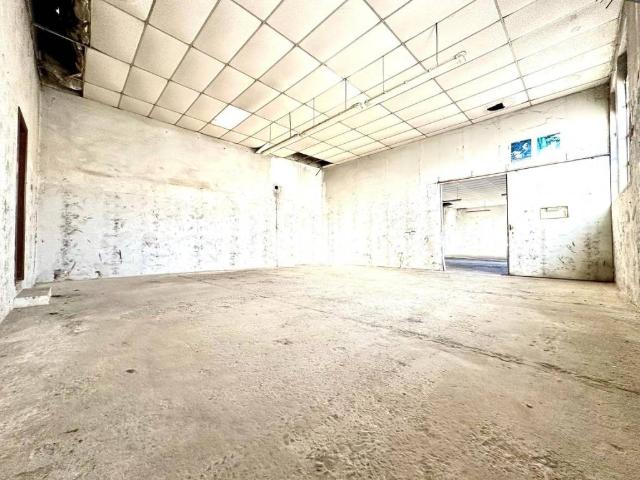Locale Commerciale in vendita a Piemonte, Alessandria