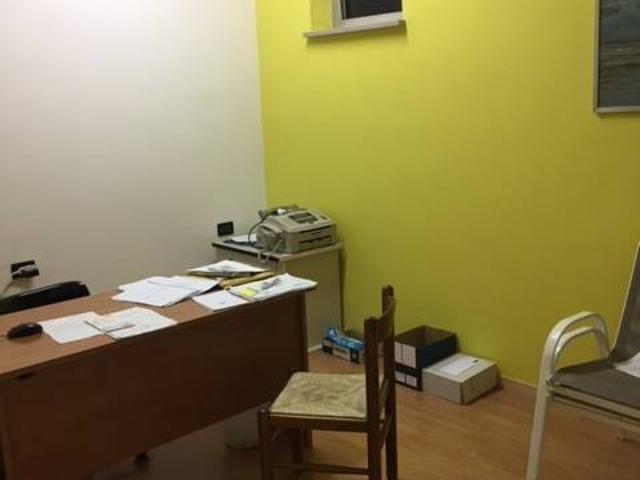 Locale Commerciale in vendita a Unione dei Comuni della Val Vibrata, Tortoreto