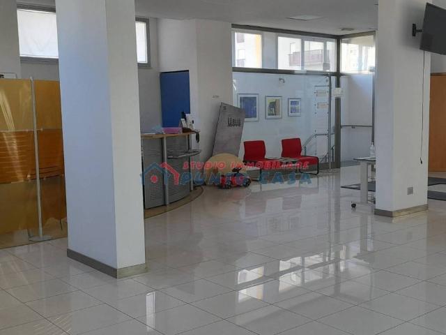 Locale Commerciale in vendita a Trapani, Sicilia