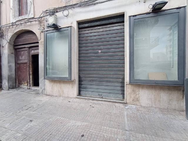 Locale Commerciale in vendita a Trapani, Sicilia