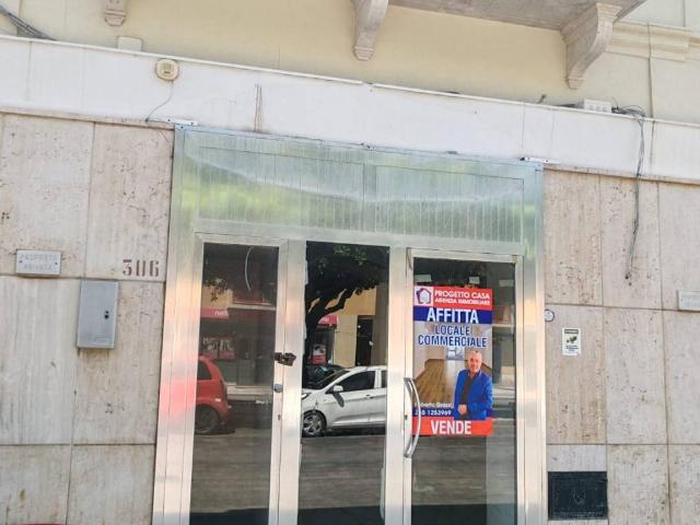 Locale Commerciale in vendita a Trapani, Sicilia