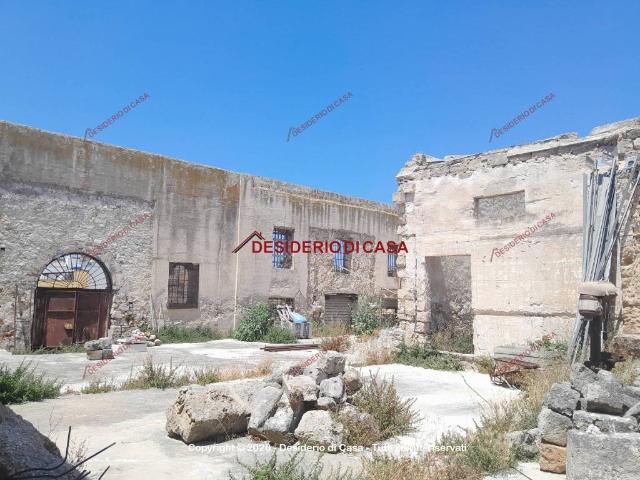 Locale Commerciale in vendita a Trapani, Sicilia
