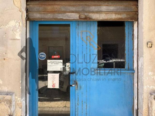 Locale Commerciale in vendita a Trapani, Sicilia