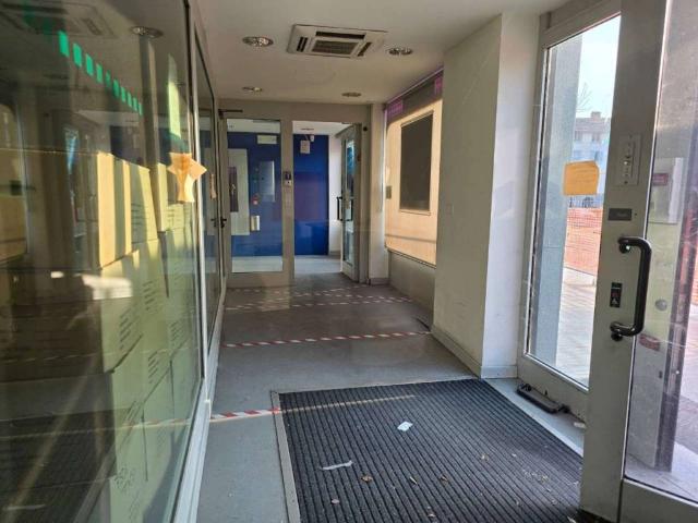 Locale Commerciale in vendita a Colle, Trescore Balneario