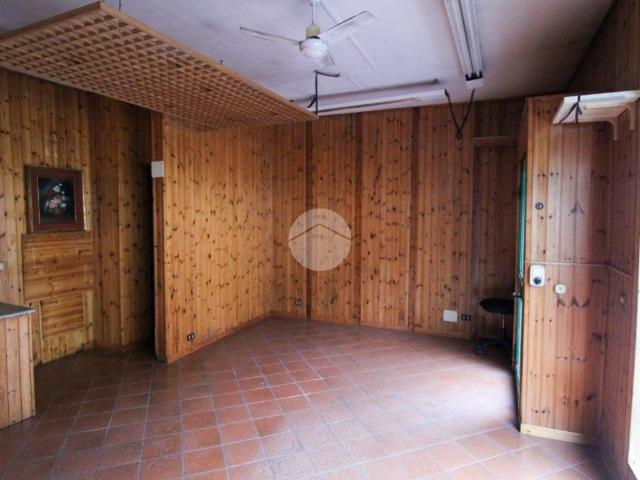 Locale Commerciale in vendita a Trescore Cremasco, Lombardia