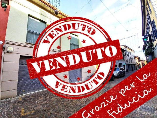 Locale Commerciale in vendita a Treviglio, Lombardia