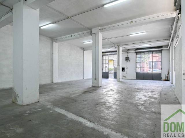 Locale Commerciale in vendita a Treviglio, Lombardia