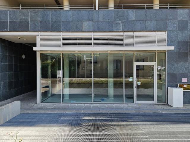 Locale Commerciale in vendita a Treviglio, Lombardia