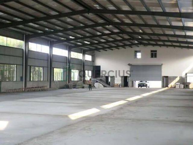 Locale Commerciale in vendita a San Zeno, Treviso