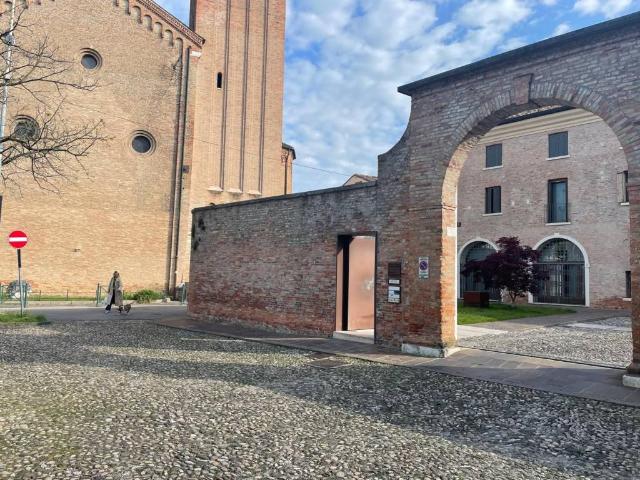 Locale Commerciale in vendita a San Zeno, Treviso