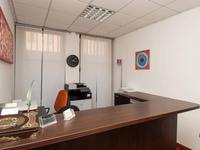 Locale Commerciale in vendita a San Zeno, Treviso