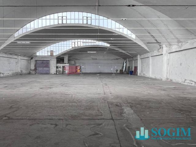 Locale Commerciale in vendita a Trezzano Sul Naviglio, Lombardia
