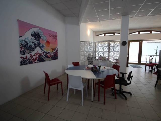 Locale Commerciale in vendita a Trezzo Sull'adda, Lombardia