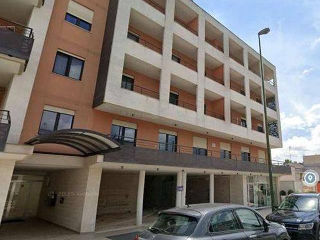 Locale Commerciale in vendita a Sant'Eufemia, Puglia
