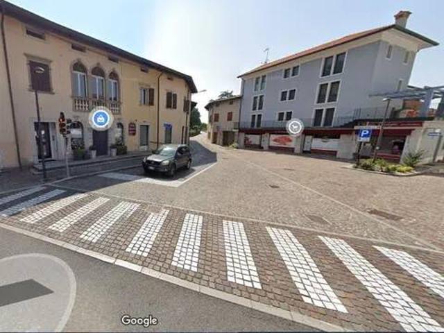 Locale Commerciale in vendita a Tricesimo, Friuli-Venezia Giulia