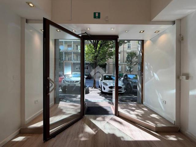 Locale Commerciale in vendita a San Giovanni-Chiadino-Rozzol, Villa Opicina