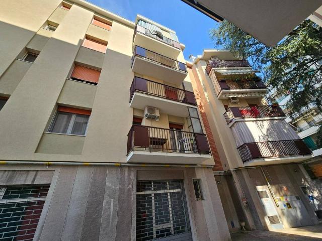 Locale Commerciale in vendita a San Giovanni-Chiadino-Rozzol, Villa Opicina