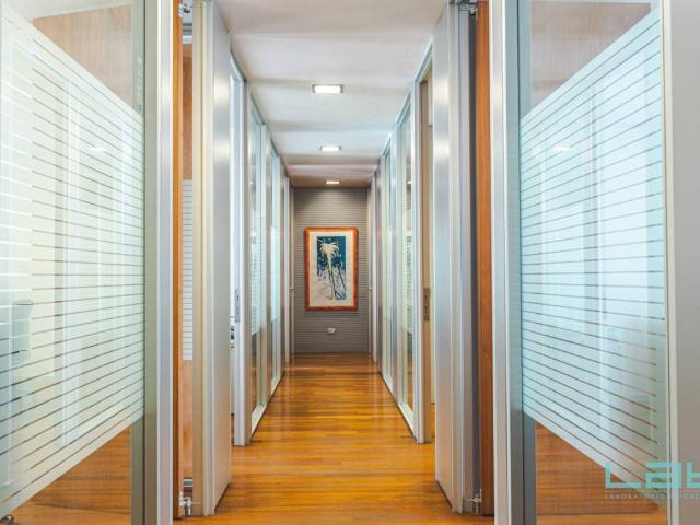Locale Commerciale in vendita a Città Nuova-Barriera Nuova-San Vito-Città Vecchia, Villa Opicina