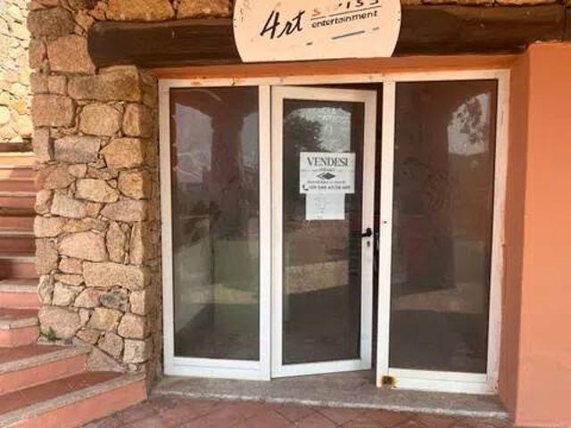 Locale Commerciale in vendita a Trinità d'Agultu e Vignola, Sardigna/Sardegna