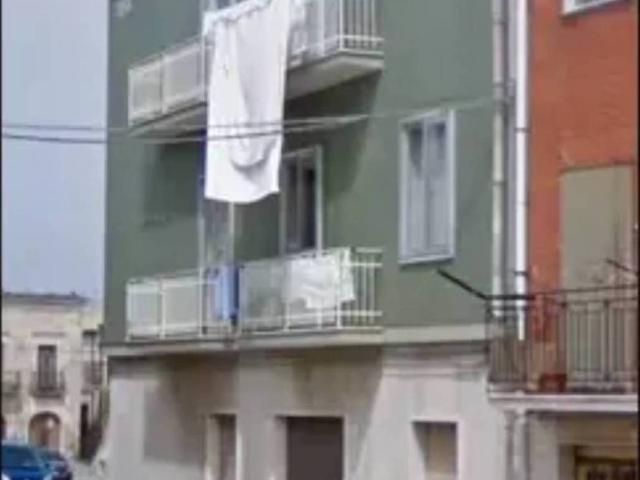 Locale Commerciale in vendita a Troia, Foggia