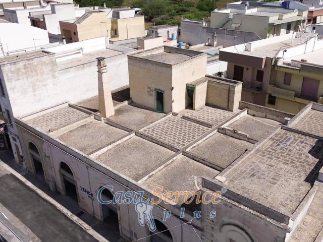 Locale Commerciale in vendita a Montegrappa, Puglia