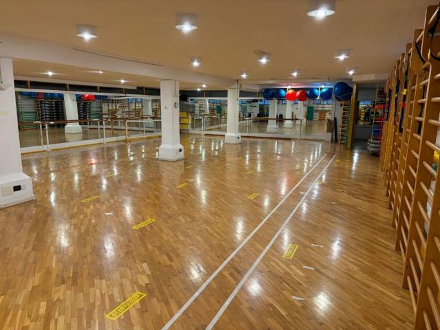 Locale Commerciale in vendita a San Marco, Reana Del Roiale