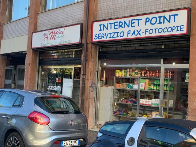 Locale Commerciale in vendita a Borgo Aquileia, Reana Del Roiale