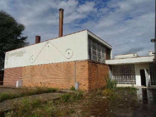 Locale Commerciale in vendita a Molin Nuovo, Tavagnacco