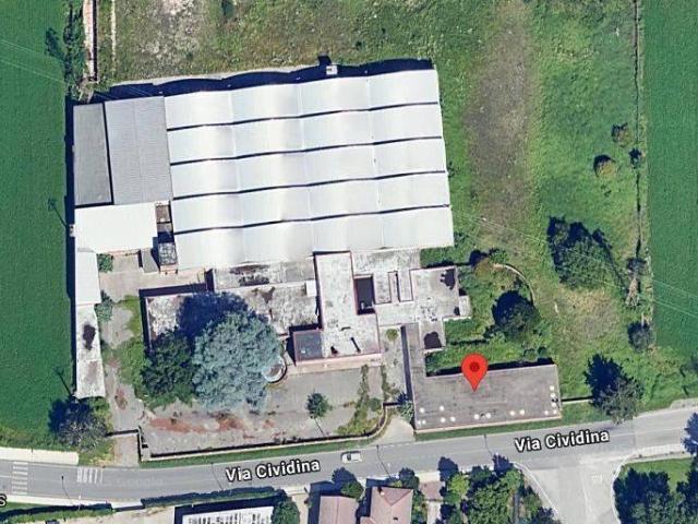 Locale Commerciale in vendita a Molin Nuovo, Tavagnacco