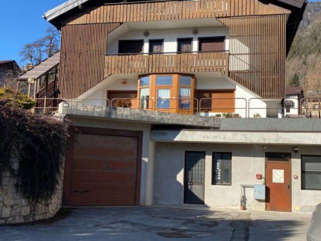 Locale Commerciale in vendita a Valle Di Cadore, Veneto