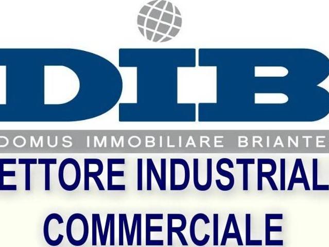Locale Commerciale in vendita a Caserta, Valmadrera