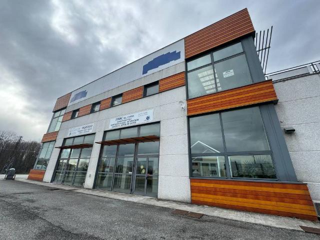Locale Commerciale in vendita a Piemonte, Torino