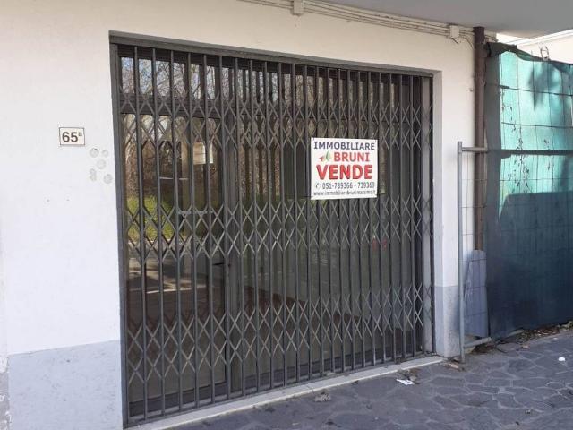 Locale Commerciale in vendita a Unione dei comuni Valli del Reno, Lavino e Samoggia, Ponte Samoggia