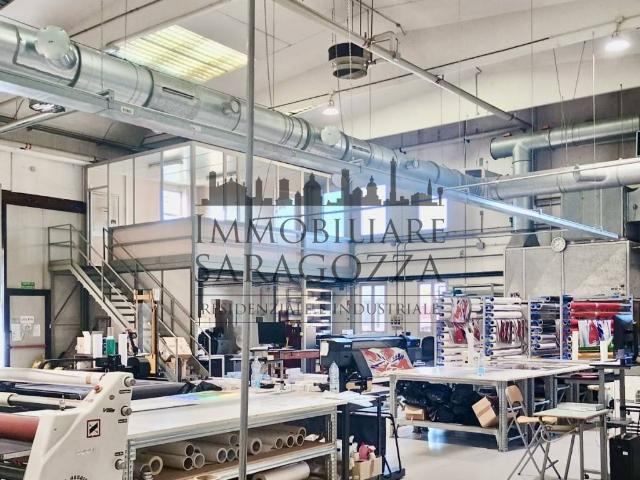 Locale Commerciale in vendita a Unione dei comuni Valli del Reno, Lavino e Samoggia, Reggio Emilia