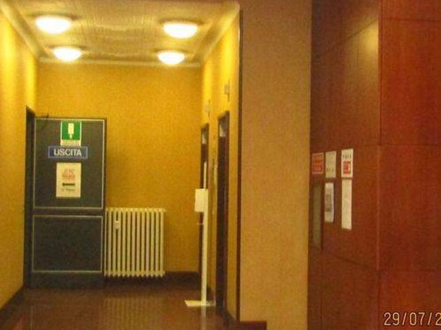 Locale Commerciale in vendita a Biumo Superiore, Varese